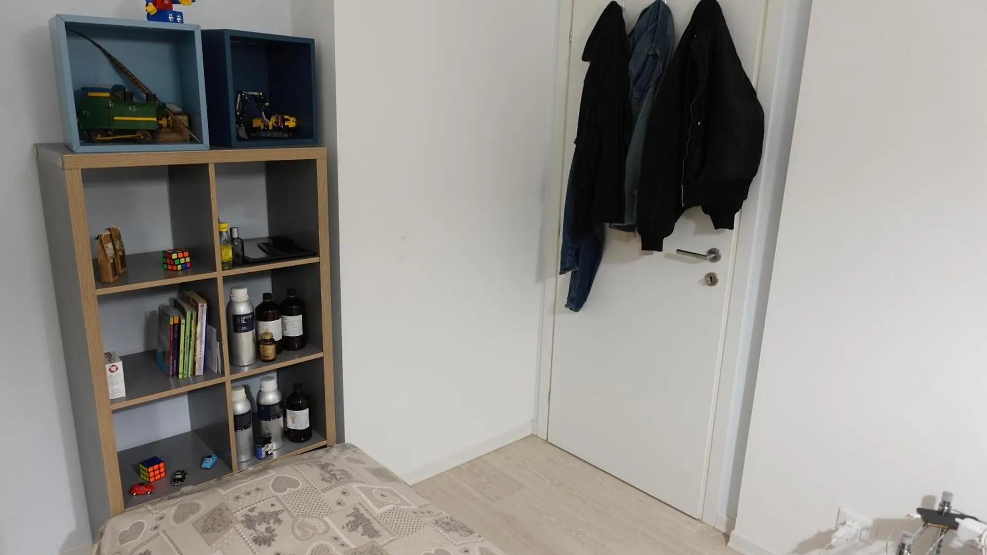 Academia Hotel Cremona Guest house